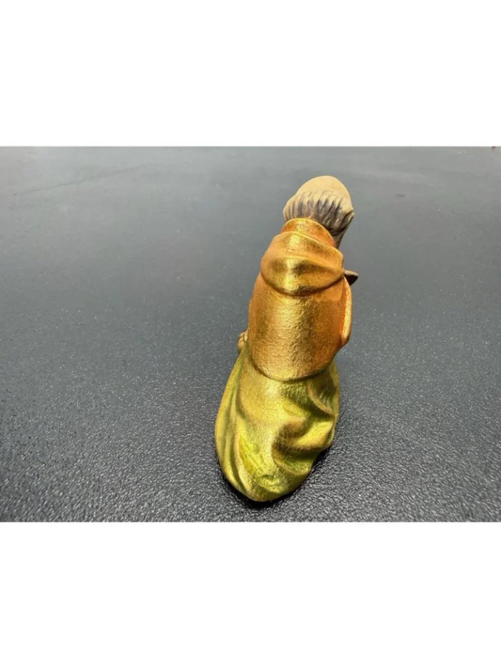 Vintage Anri Juan Ferrandiz 3” Carved Wood Nativity Wiseman Melchior Kneeling